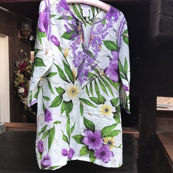 Soft Surroundings Tops - Soft Surroundings Floral Cotton Tunic.18198